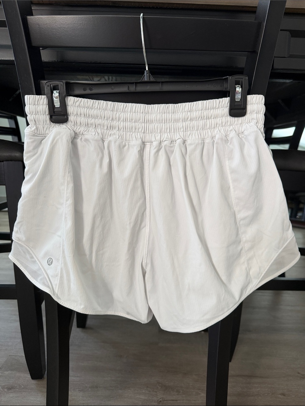 Lululemon White 4” Hotty Hot shorts - Picture 3 of 5